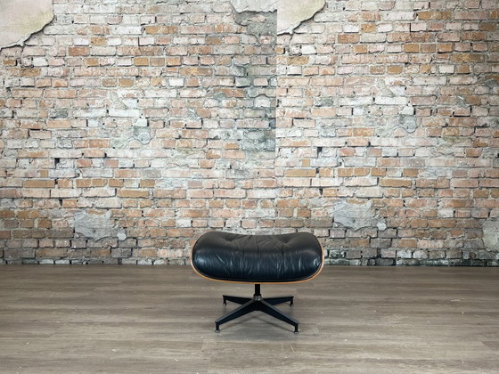 Herman Miller Eames Lounge Chair + Ottoman – Zwart | C. & R. Eames – Stoelen / fauteuils, Leather, Metal (photo 11 of 11)