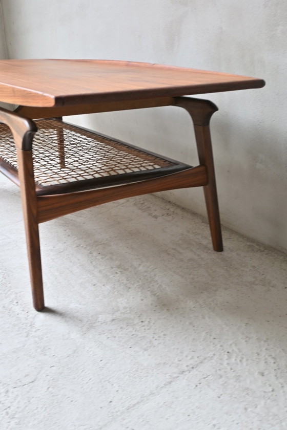 Image 1 of Coffee table "Beak" Louis van Teeffelen