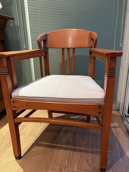 Schuitema art nouveau armchair JS 513A