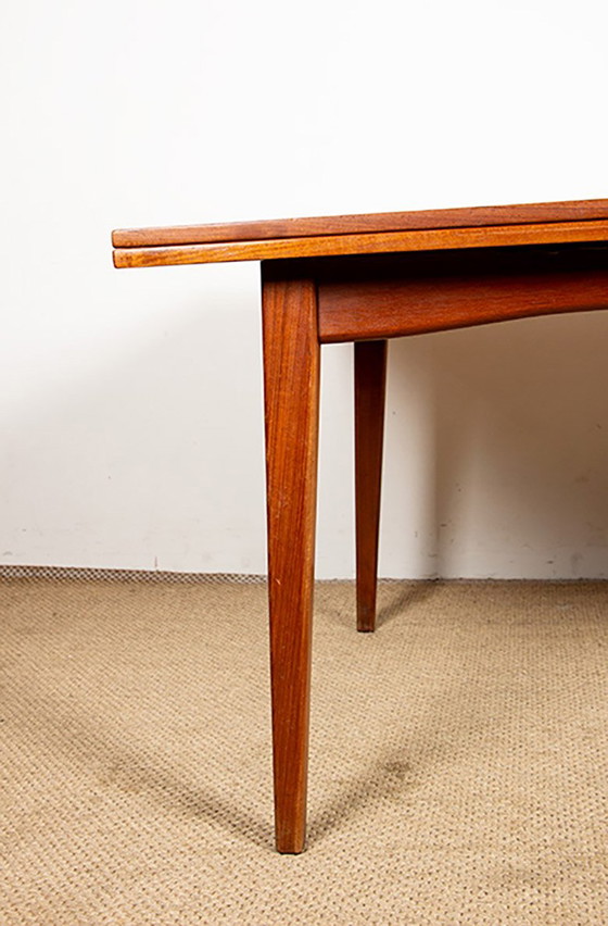 Image 1 of Grande Table de Repas Extensible Danoise en Teck Modèle 145 par Willy Sigh pour Sigh & Son 1960