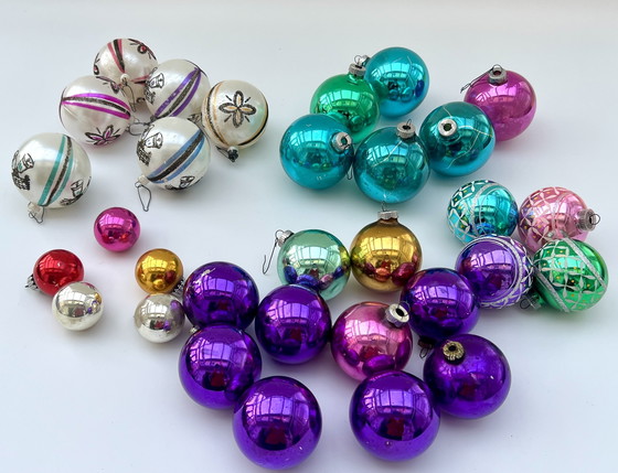 Image 1 of Collectie vintage glazen kerstboomversieringen – jaren 1950-1970