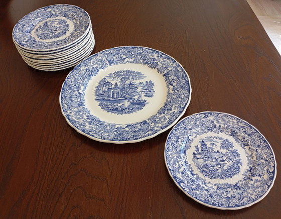 Image 1 of Laveno dessertservies (schaal + 12 borden)