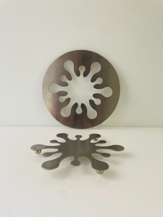 Image 1 of Set di 2 sottobicchieri vintage in metallo – iconico design retrò
