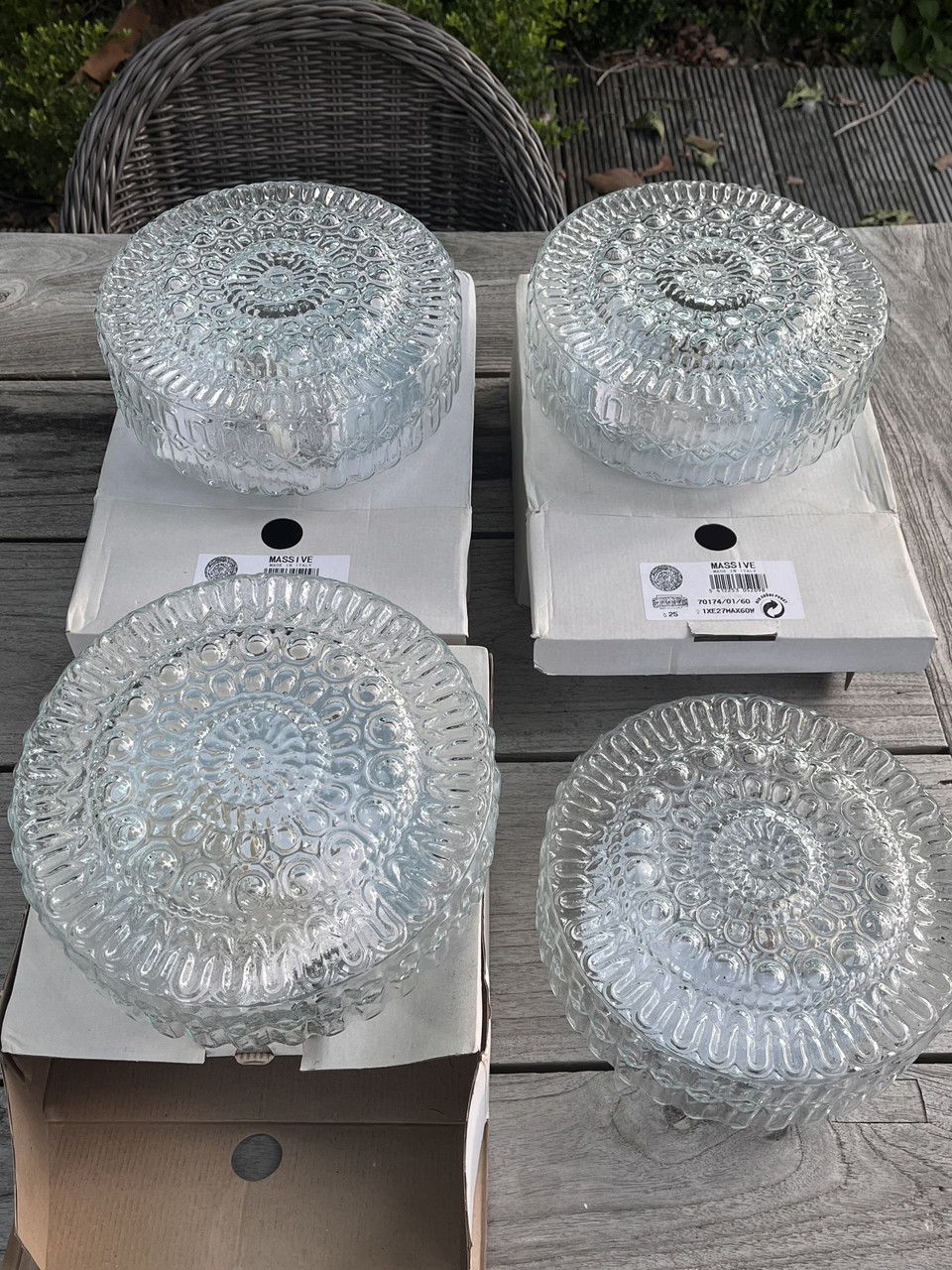 4 vintage glazen plafondlampen massive