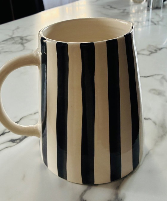 Image 1 of Pichet XL céramique rayures noires et blanches