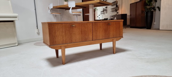 Image 1 of Sideboard aus der Mitte des Jahrhunderts