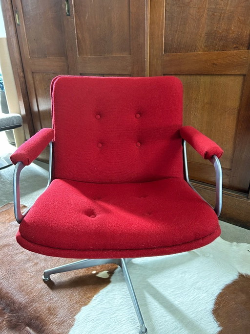 Artifort armchair Michigan, Geoffrey Harcourt