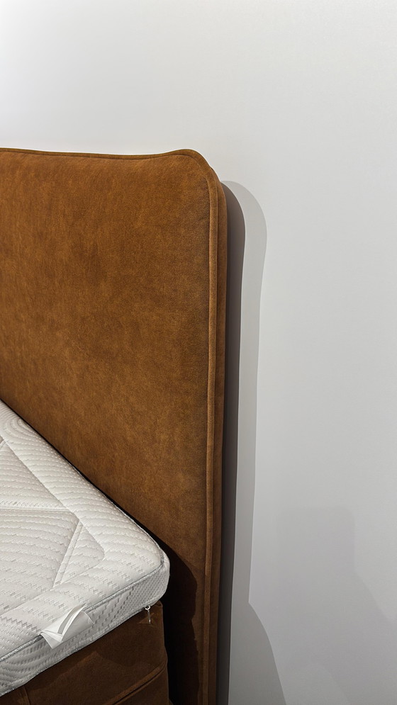 Image 1 of Boxspring Mandal