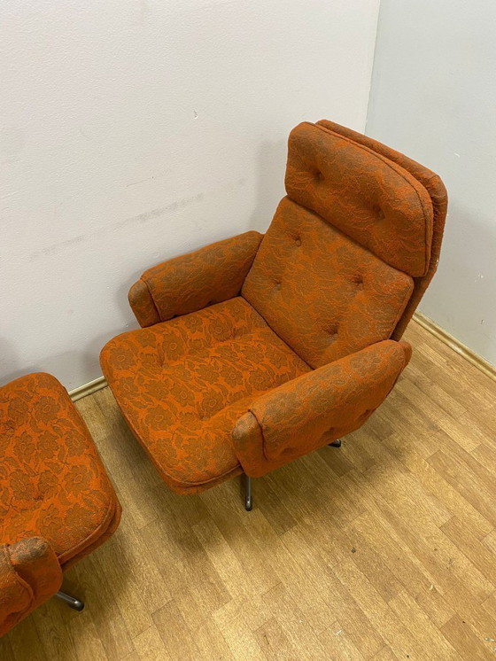 Image 1 of Set van 2 retro draaibare fauteuils, Gerald Neusser, jaren 70, Tsjechoslowakije