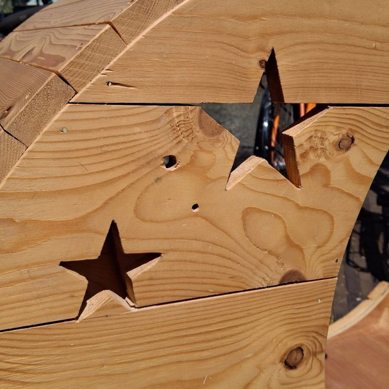 Image 1 of Cama para perros en forma de media luna hecha a mano