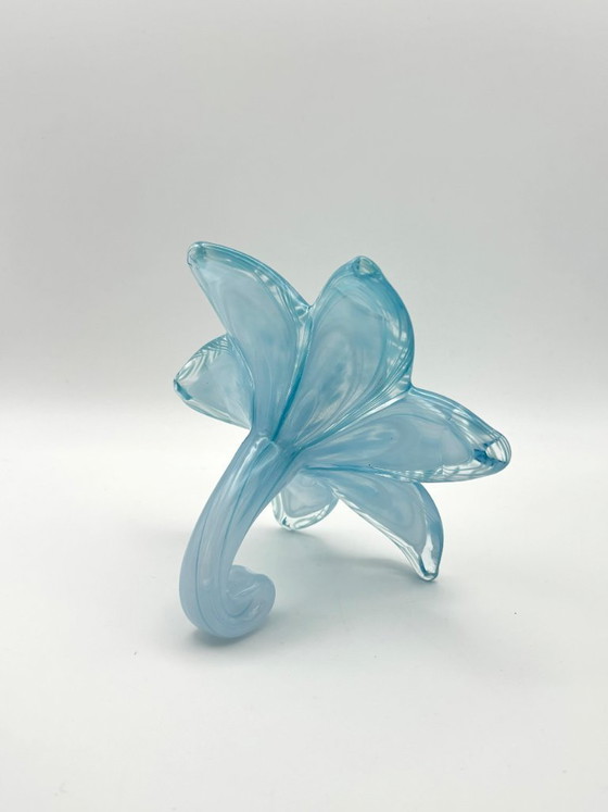 Image 1 of Ein Paar kunstvolle Glasblumen, handgefertigt in Italien nach venezianischer Murano-Tradition, Maße: 15 x 15 x 9 cm