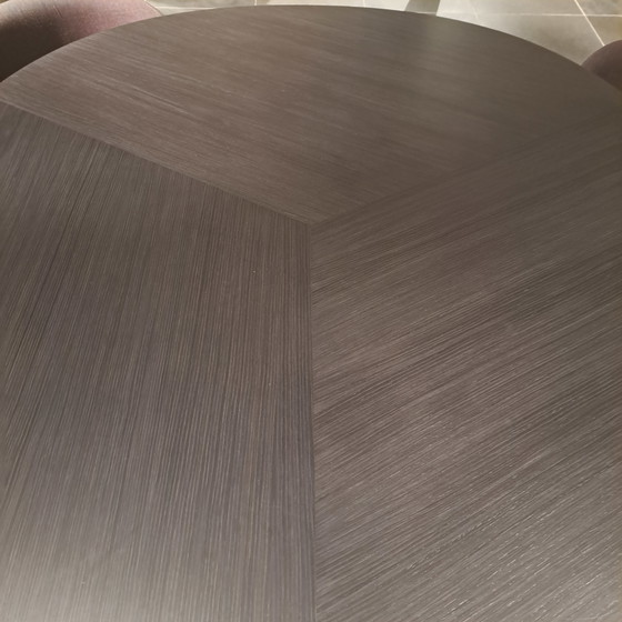 Image 1 of Krisalia Holo Pillar dining table