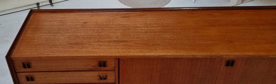 Image 1 of Credenza di metà secolo