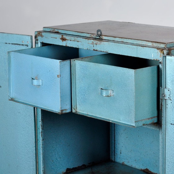 Armadio industriale in ferro, anni '70 – Mobili contenitori, Iron, Metal (photo 5 of 15)