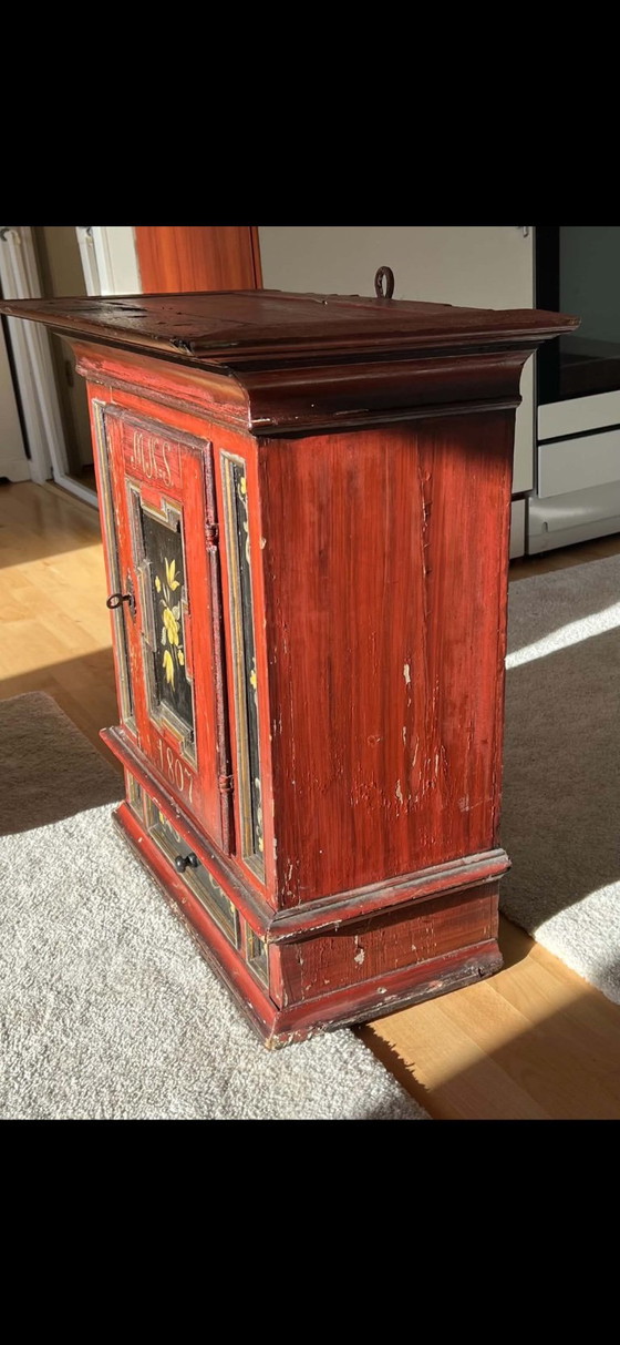 Antique Danish tobacco cabinet from 1807, original painting, Storage cabinet, Wood, Metal, Red, Klassiek (photo 3 of 5)