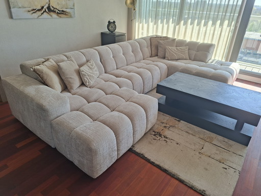 Quadro corner sofa including ottoman