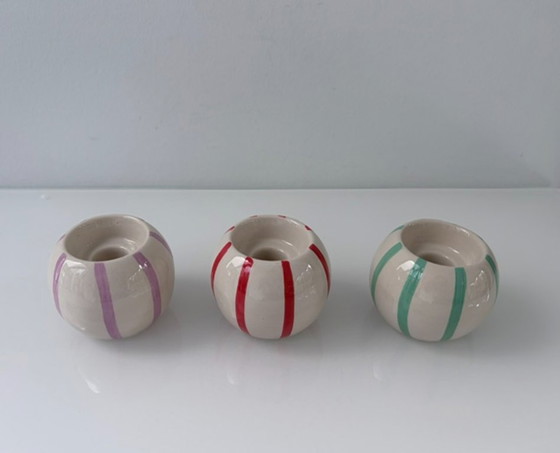 Set di 4 portacandele in ceramica con strisce colorate, Crema, Modern (foto 12 di 12)