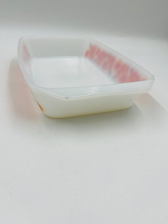 Image 1 of Piatto Arcopal con fiore di loto, arancione vintage, anni '70