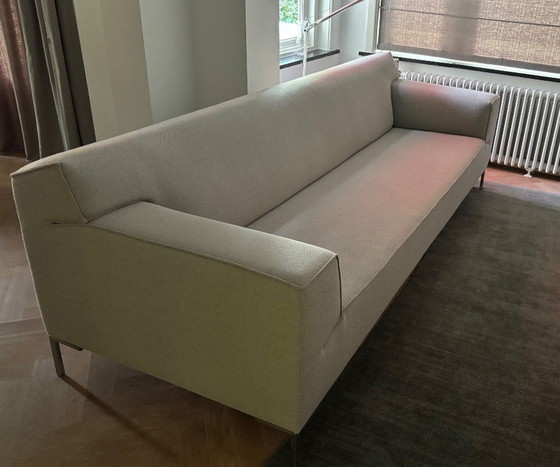 Divano Bloq a 4 posti, disponibile in magazzino, colore grigio ostrica (lana di cotone). – Design on Stock (photo 2 of 5)