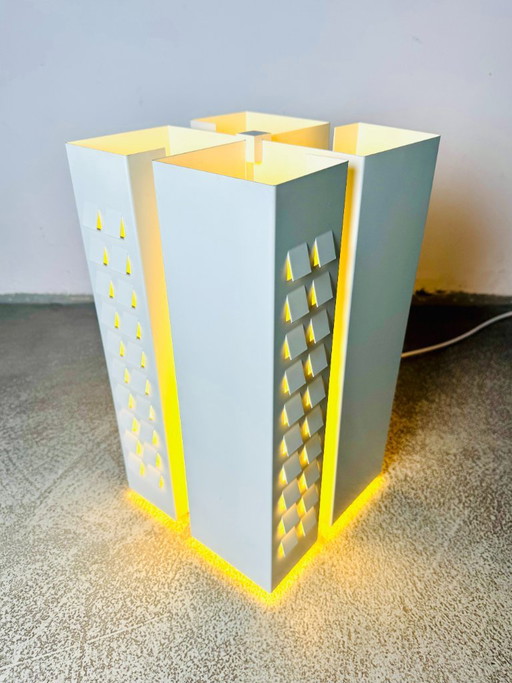 D-2055.14 Siësta Table Lamp by Maija Liisa Komulainen for Raak Amsterdam, The Netherlands, 1970s – tafellampen, Aluminium