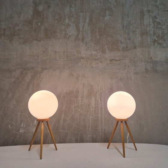 Image 1 of Lampe de table trépied du milieu du siècle, ÚĽUV, années 1960, Tchécoslovaquie