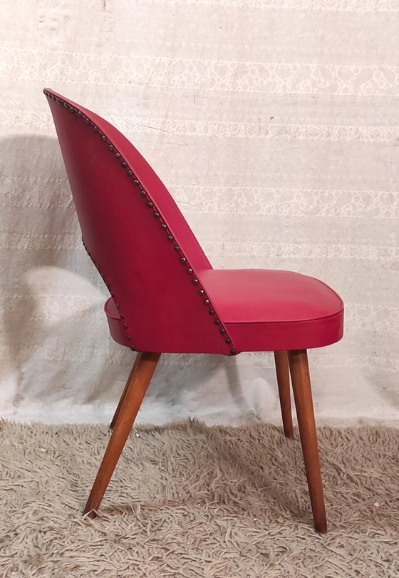 Image 1 of Sedia da cocktail in legno e similpelle rossa di Thonet - anni '50/'60