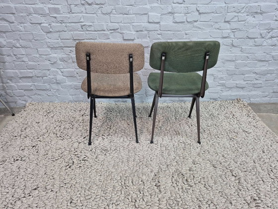 Image 1 of Chaises Result vintage, design néerlandais, par Friso Kramer pour Gispen, version rembourrée, Pays-Bas, années 1960 — Lot de 2