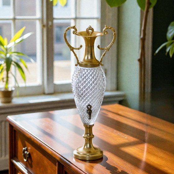 Image 1 of Water fountain from 1870-1890 in glass and brass