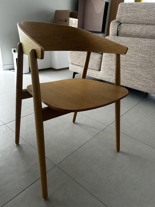 6 Muuto Design chairs