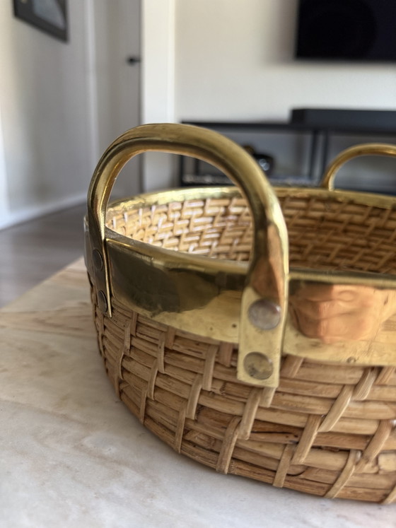 Image 1 of Schale aus Rattan und Messing im Stil von Gabriella Crespi, Italien 1960-1970 (26,5 cm)