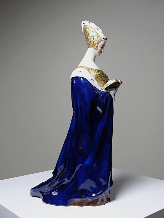 Image 1 of Sujet en porcelaine ancien "Liseuse" art déco signée J.Vesques