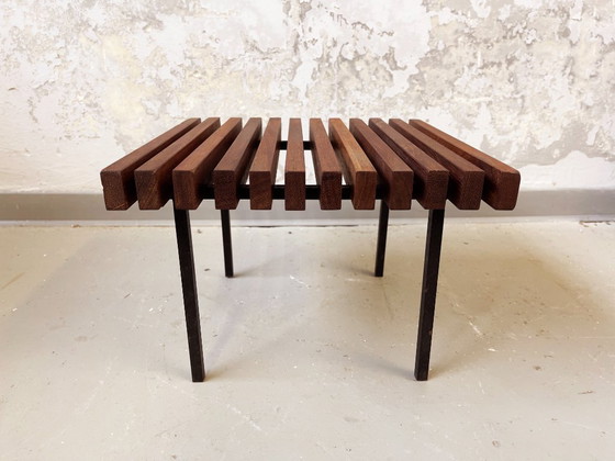 Tavolino per piante in teak Mid-Century, Sgabello, Metallo vintage originale – Libri d'arte, Legno, Ferro (photo 7 of 12)