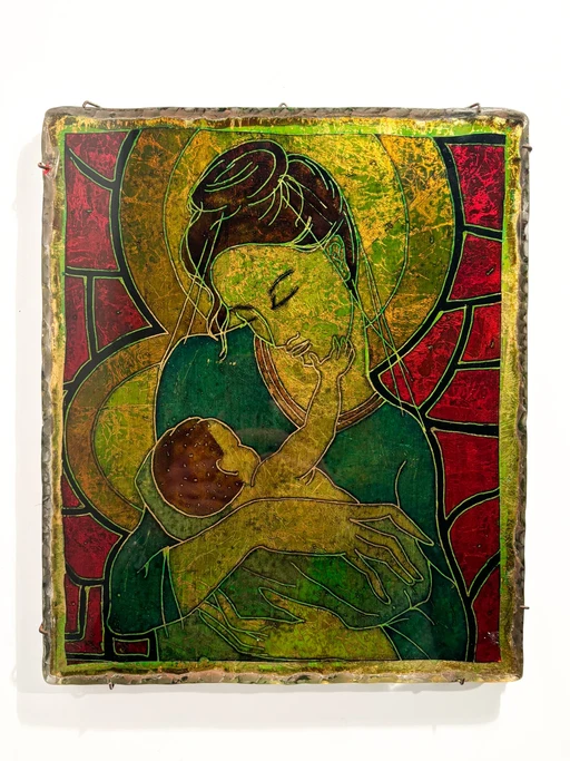 Panneau de verre sculpté représentant une maternité, par Erwin Walter Burger, années 1960 – decoratieve objecten, Glass