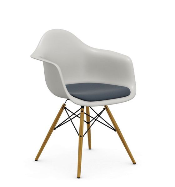 Image 1 of 3 x Silla Vitra Eames DAW