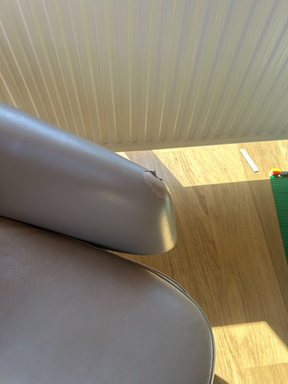 Grand Relax - Vitra – Poltrone relax, Leather (photo 4 of 6)