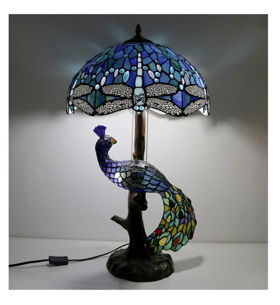 Image 1 of Beautiful large Tiffany-style table lamp 70x40