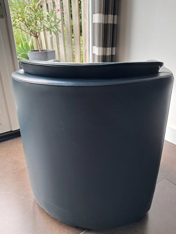 Image 1 of 2 leather armchairs