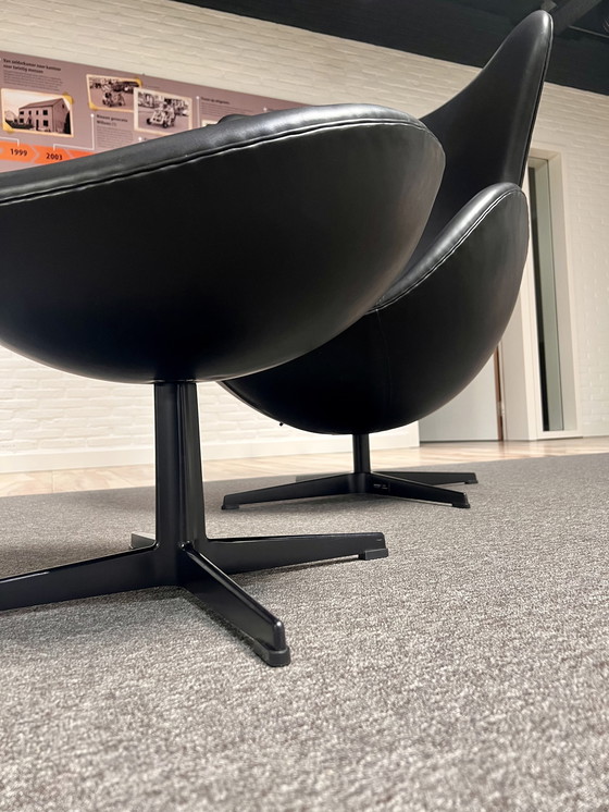 Image 1 of Fritz Hansen Egg Chair mit Fußhocker (limitierte Auflage)