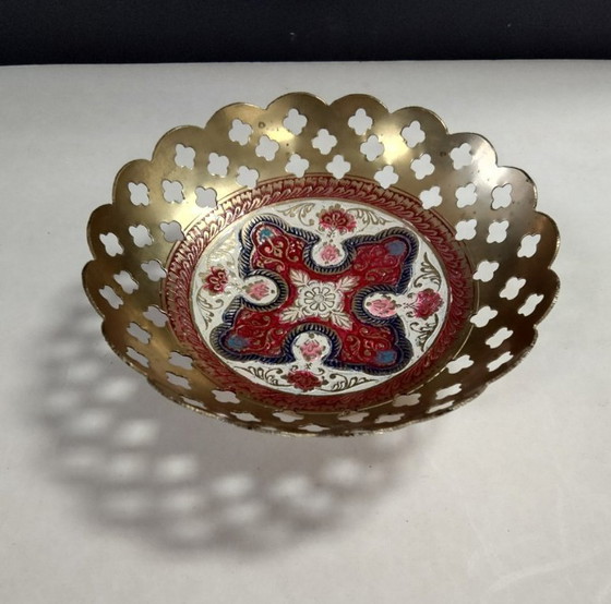 Image 1 of Ciotola in ottone vintage fatta a mano con motivo a croce