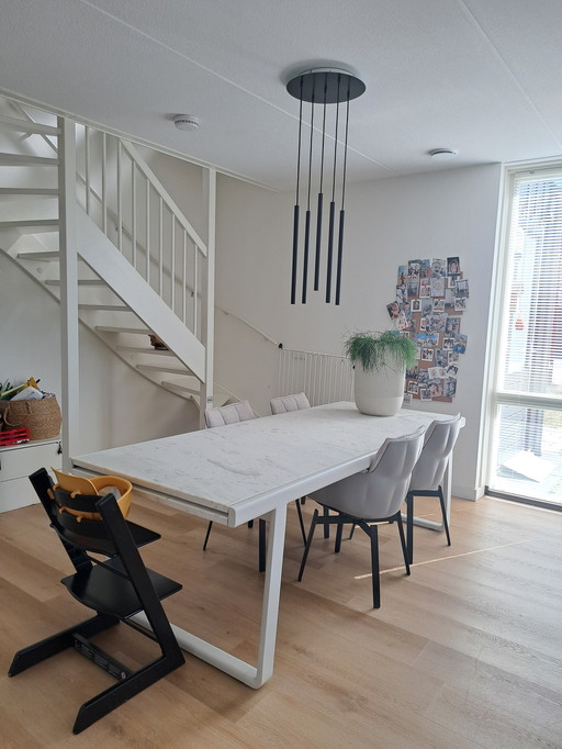 Kettal Bitta Table à manger extensible (Marbre)