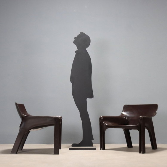 Image 1 of Vico Magistretti's 'Vicario' fauteuils voor Artemide