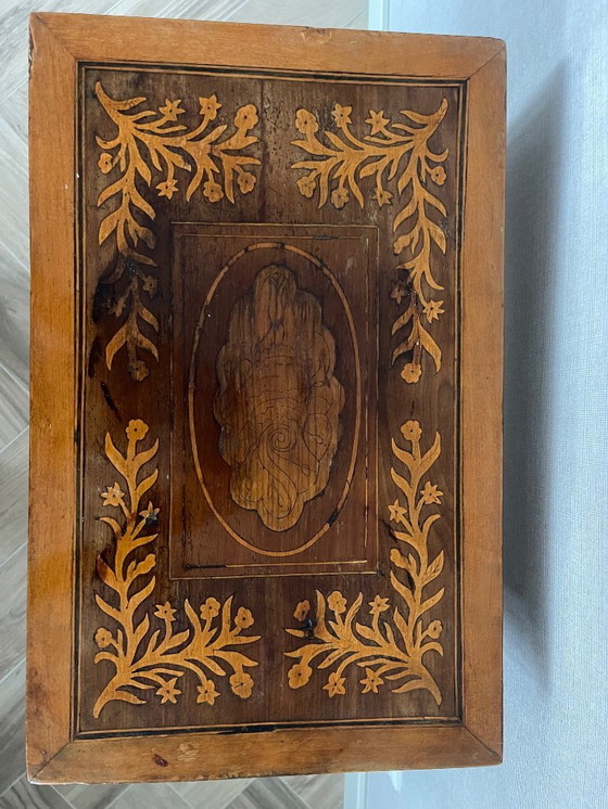 Image 1 of Mesa de manualidades