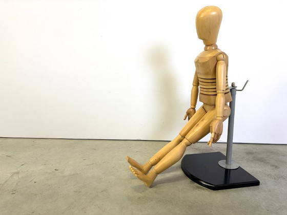 Figura articulada artística de tamaño infantil, años 80 – Esculturas, Metal, Madera (photo 3 of 15)