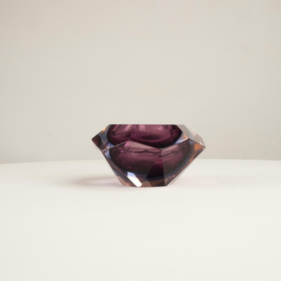 Sculpturale asbak toegeschreven aan Flavio Poli voor Seguso Vetri d’Arte 1970 – Tafelaccessoires (photo 19 of 25)