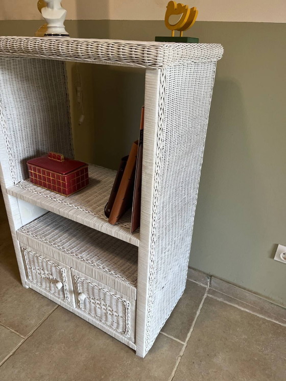 Weiße Korbmöbel – Vitrine, Wicker, Rattan, Vintage (photo 14 of 21)