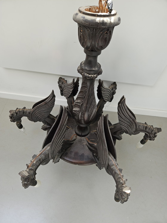 Image 1 of Lampadario gotico antico in rovere a 6 bracci