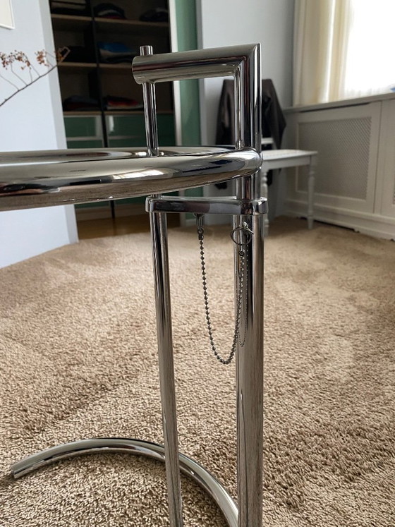 Image 1 of Mesa auxiliar Eileen Gray