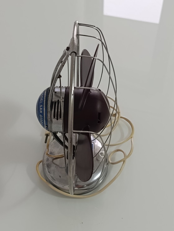 Vintage "San Giorgio La Spezia" Bakelite and Chrome Steel Table Fan – 1960s – Decorative Objects, Metal (photo 5 of 14)