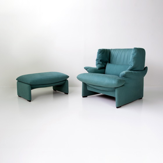 Image 1 of Cassina 'Portovenere' Lounge Chair with Ottoman - Vico Magistretti - Italy, 1980s