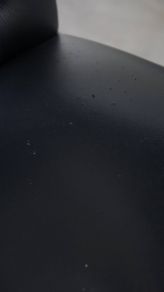Image 1 of Dark blue/ black cowhide leather chesterfield office chair on wheels